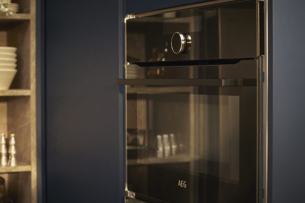 linea in navy blue silk 2402